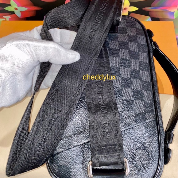 🛑SOLD🛑🔥🔥🔥Louis Vuitton Ambler Damier Graphite Bum Bag/Crossbody Bag - Picture 11 of 16